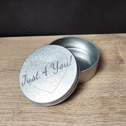 Kleine Dose aus Aluminium