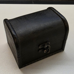 Holz Truhe schwarz ***Restposten***